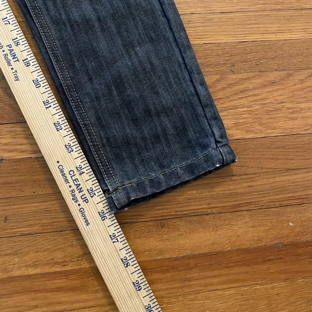Wrangler Jeans Womens 12 Regular Dark Wash Stretch Denim Mid Rise Classic‎ Fit - Picture 11 of 14